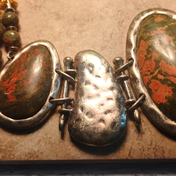 🤗💕Stunning!/ Teardrop Unikite gemstones Necklace 🌹❤️ - Picture 6 of 8